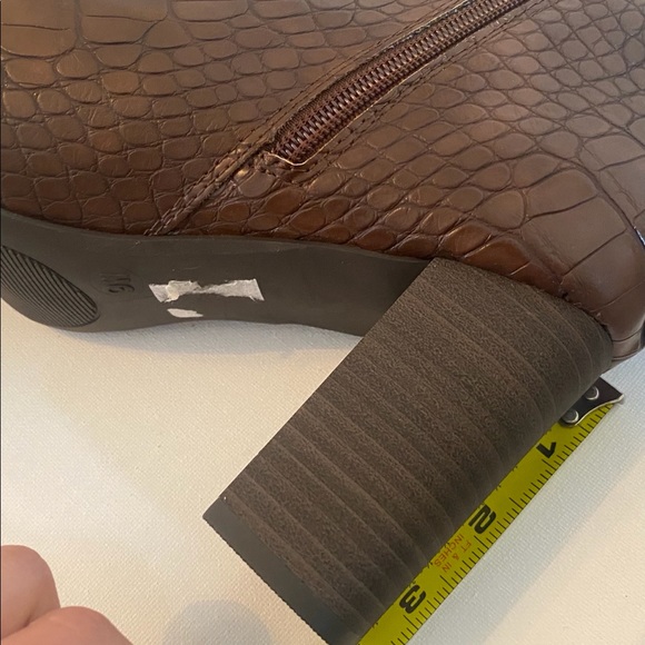 NWOT brown snake booties with comfort insole - Picture 4 of 5